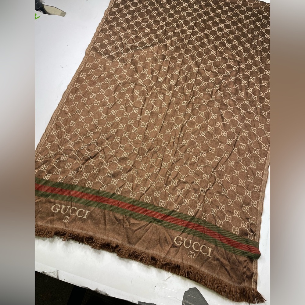 Gucci scarf wrap brown interlocking Guccissima fringe